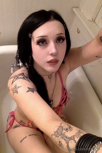 Emoemz page leaked private photo uncensored HD quality