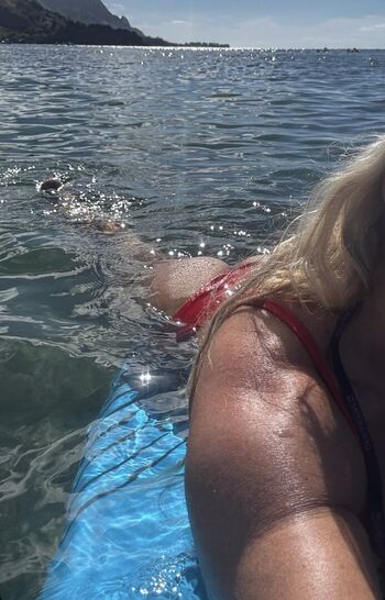 Ericka ferris leaked private photo uncensored HD quality