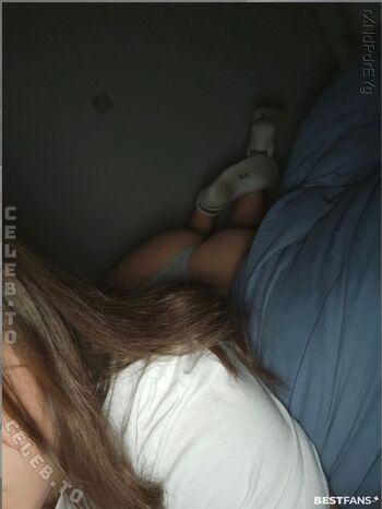 Evelynxka page leaked private photo uncensored HD quality