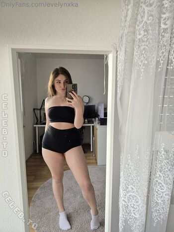 Evelynxka page leaked private photo uncensored HD quality