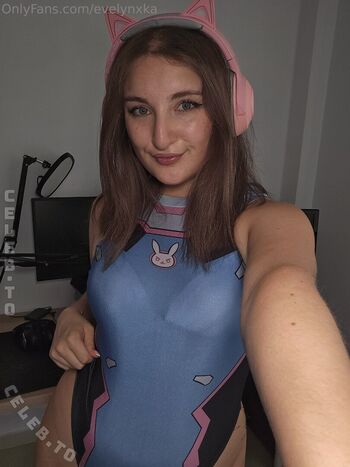 Evelynxka leaked private photo uncensored HD quality