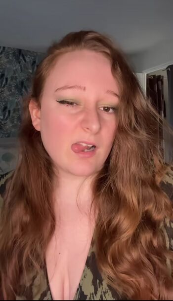 Fannyjhsz leaked private photo uncensored HD quality