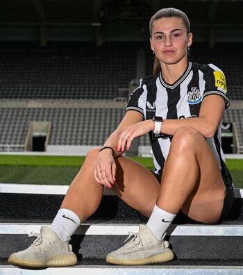Female football page leaked private photo uncensored HD quality