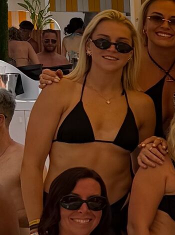 Female football page leaked private photo uncensored HD quality