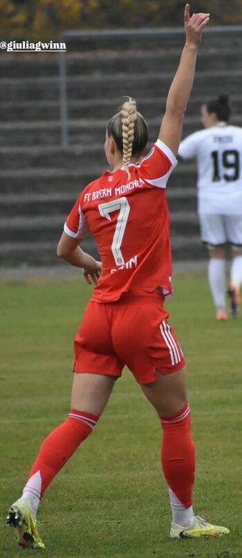 Female football page leaked private photo uncensored HD quality