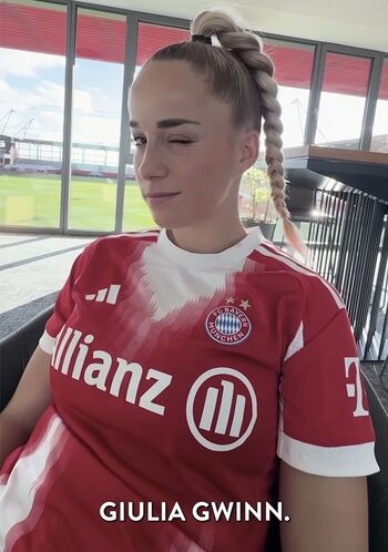 Female football leaked private photo uncensored HD quality