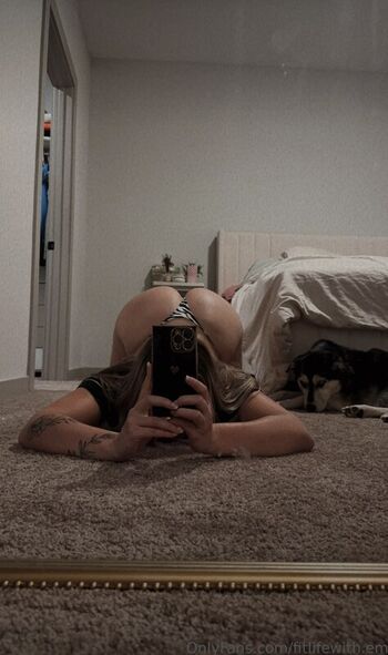 Fitlifewith em  page leaked private photo uncensored HD quality