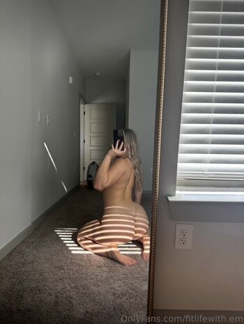 Fitlifewith em leaked private photo uncensored HD quality
