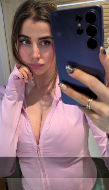 Gee nelly leaked private photo uncensored HD quality