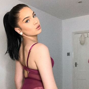 Gina boyle leaked private photo uncensored HD quality