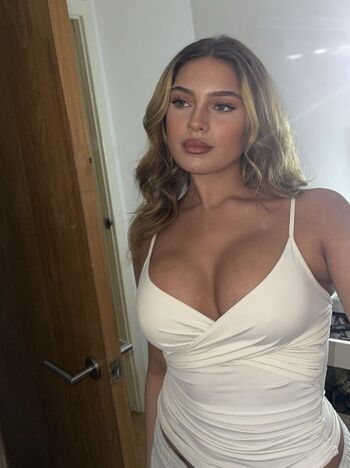 Gina boyle leaked private photo uncensored HD quality