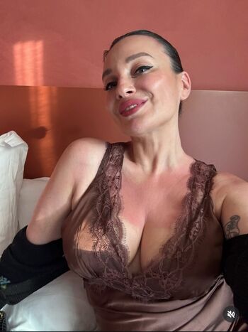 Gizzi erskine leaked private photo uncensored HD quality