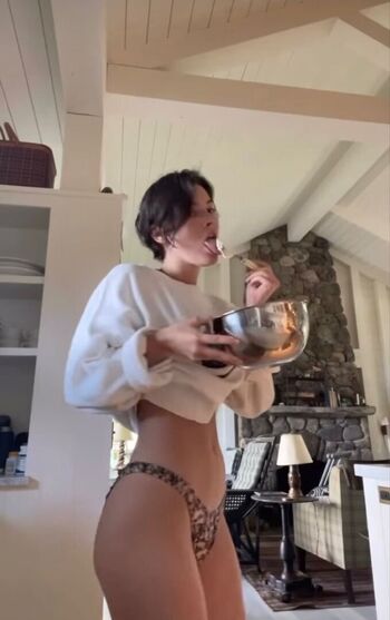 Gracie abram leaked private photo uncensored HD quality