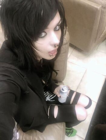 Graveyardbaby leaked private photo uncensored HD quality