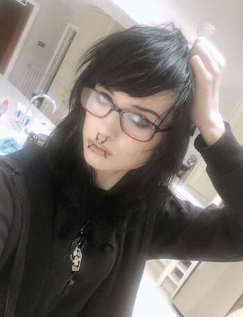 Graveyardbaby leaked private photo uncensored HD quality