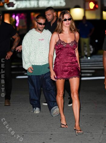 Hailey bieber page leaked private photo uncensored HD quality