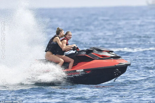 Hailey bieber leaked private photo uncensored HD quality