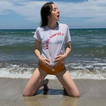 Haim sisters leaked private photo uncensored HD quality