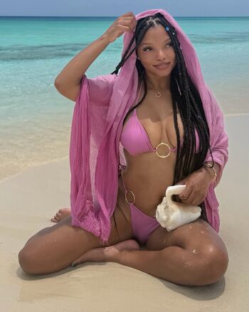 Halle bailey page leaked private photo uncensored HD quality