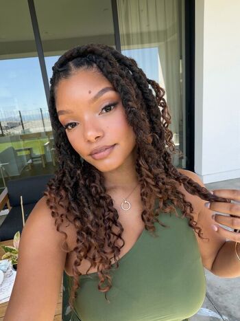 Halle bailey leaked private photo uncensored HD quality