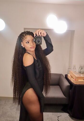 Halle bailey leaked private photo uncensored HD quality