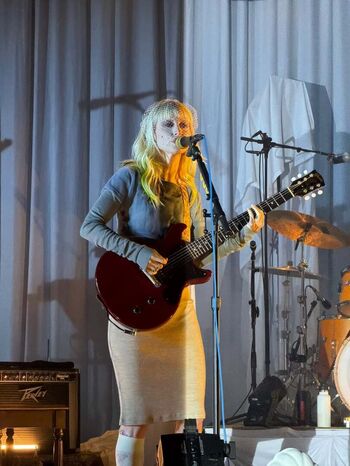 Hayley williams page leaked private photo uncensored HD quality