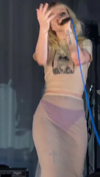 Hayley williams page leaked private photo uncensored HD quality