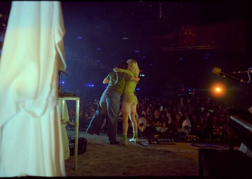 Hayley williams page leaked private photo uncensored HD quality