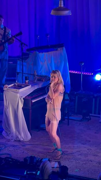 Hayley williams leaked private photo uncensored HD quality