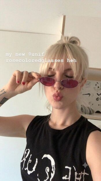 Hayley williams page leaked private photo uncensored HD quality