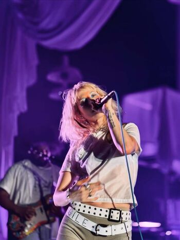 Hayley williams page leaked private photo uncensored HD quality