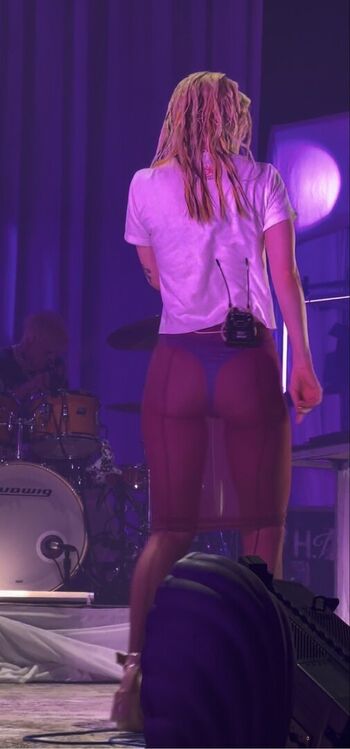 Hayley williams page leaked private photo uncensored HD quality