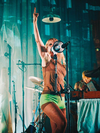 Hayley williams page leaked private photo uncensored HD quality