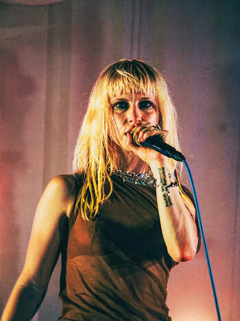 Hayley williams page leaked private photo uncensored HD quality