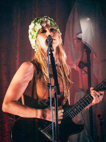 Hayley williams page leaked private photo uncensored HD quality