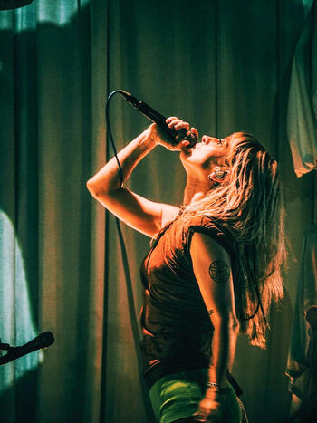 Hayley williams page leaked private photo uncensored HD quality