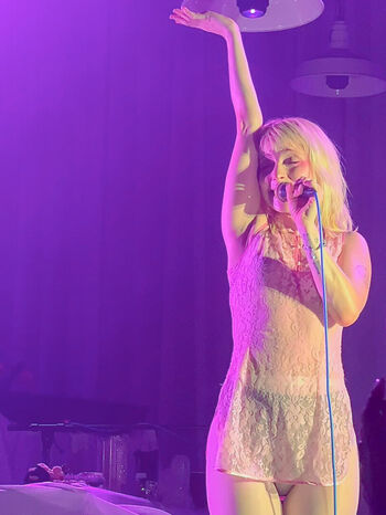 Hayley williams page leaked private photo uncensored HD quality