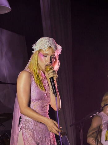 Hayley williams page leaked private photo uncensored HD quality
