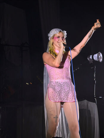 Hayley williams page leaked private photo uncensored HD quality