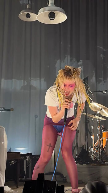 Hayley williams leaked private photo uncensored HD quality