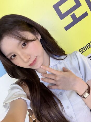 Heejin page leaked private photo uncensored HD quality