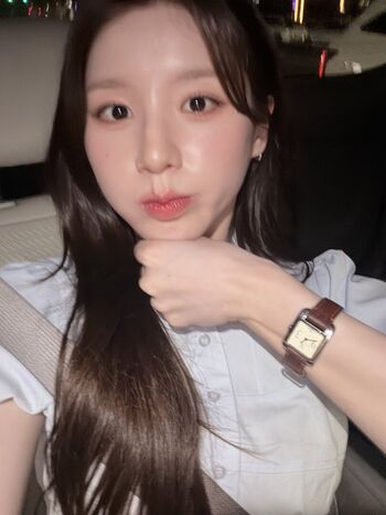 Heejin page leaked private photo uncensored HD quality