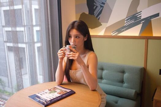 Heejin page leaked private photo uncensored HD quality