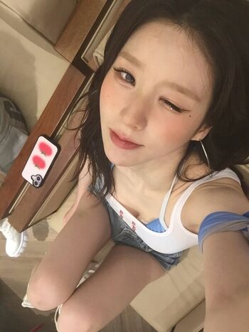 Heejin page leaked private photo uncensored HD quality