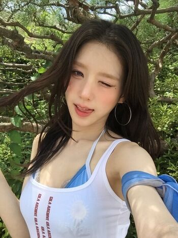 Heejin leaked private photo uncensored HD quality