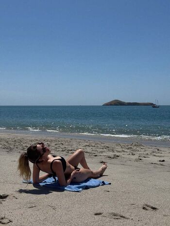 Heidy pino  page leaked private photo uncensored HD quality