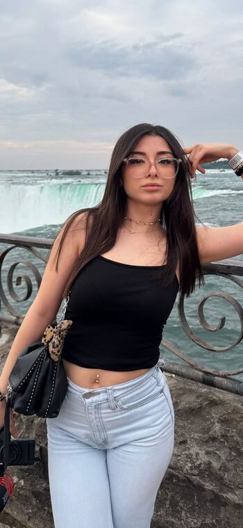 Helydia page leaked private photo uncensored HD quality