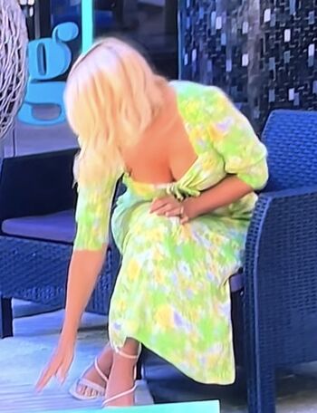 Holly willoughby leaked private photo uncensored HD quality