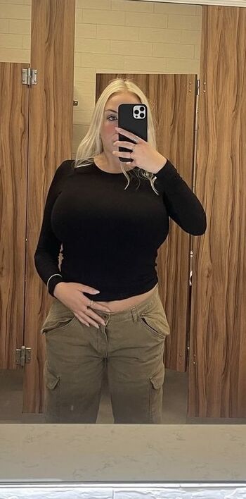 Holly youpa leaked private photo uncensored HD quality