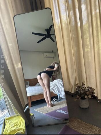 Hollyloly page leaked private photo uncensored HD quality